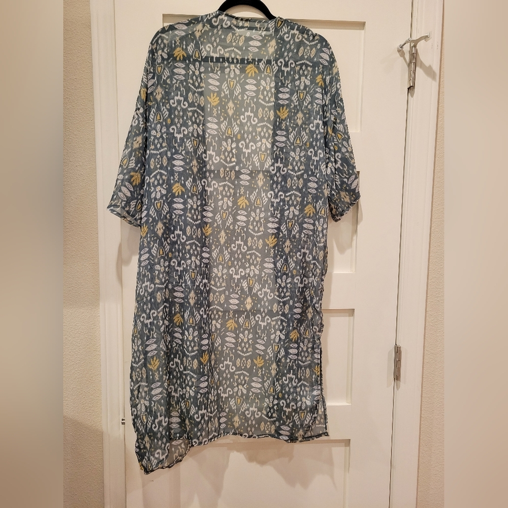 Kimono - Picture 6 of 6